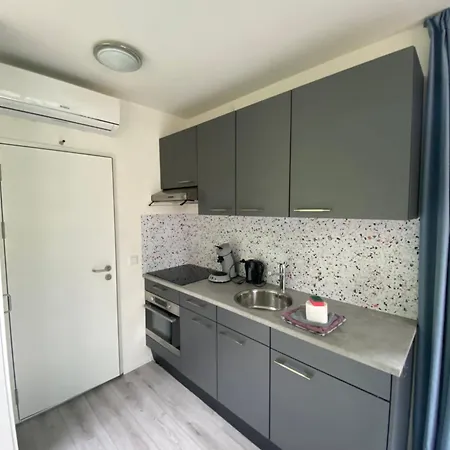 Het Vossenhol אוהל מפואר *